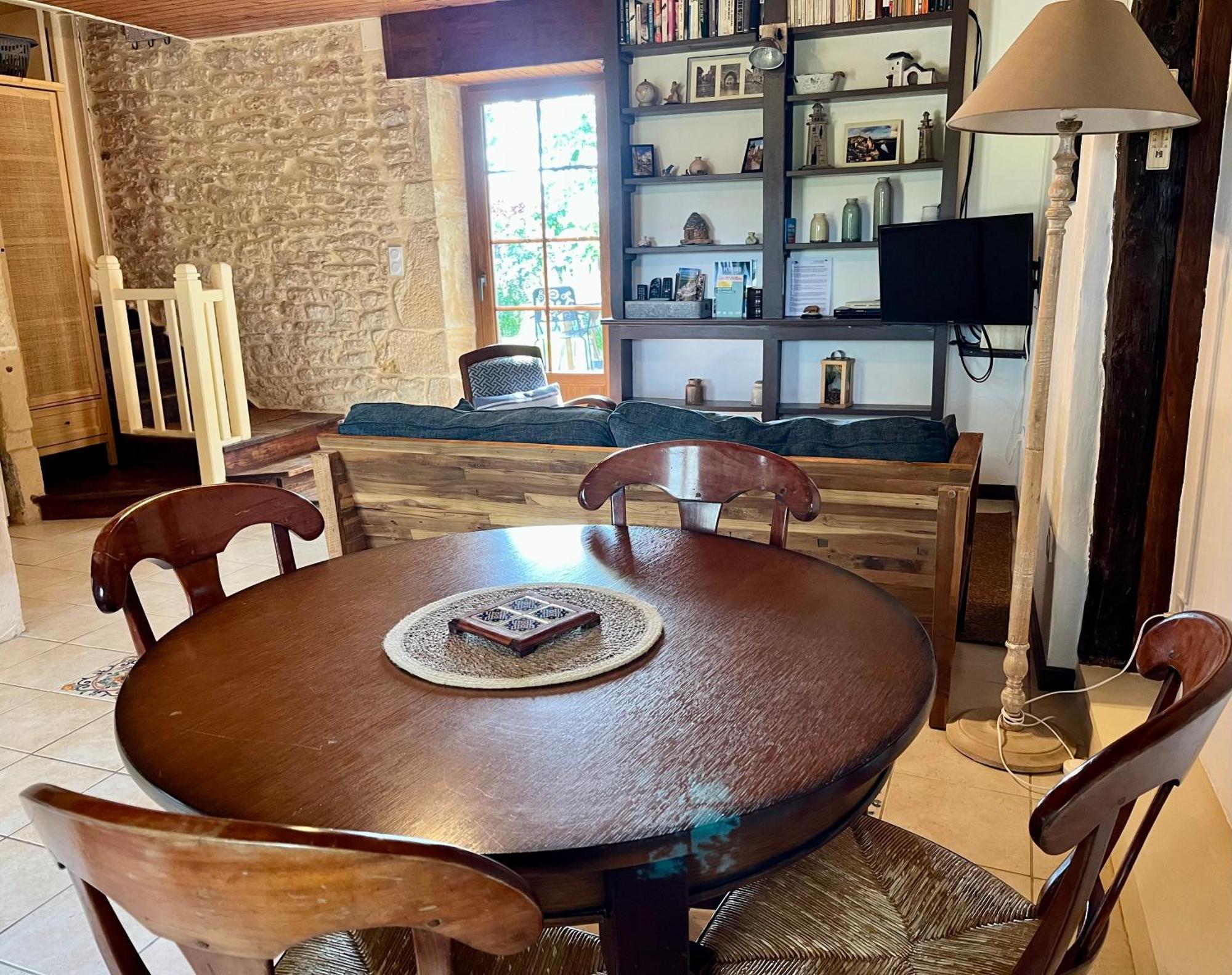 La Vieille Ferme: Superbe Complexe De 3 Gites En Pierre Avec Piscine Au Coeur Du Perigord Noir Saint-Genies Exterior foto